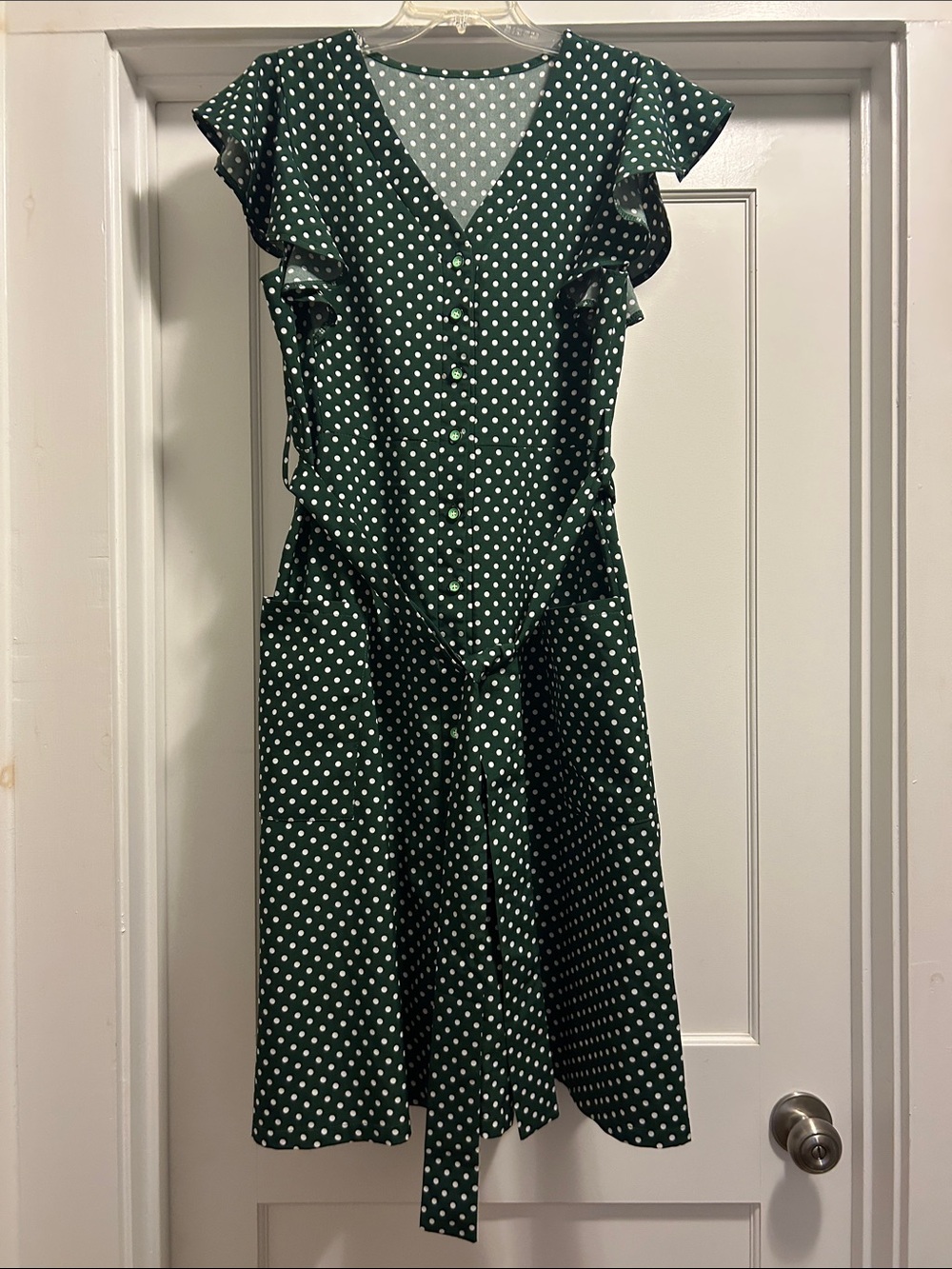 Retro Style Green Polka Dot V-Neck Midi Dress with Ruffle Sleeves - Like New